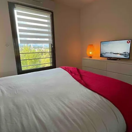 Superbe Appartement, Piscine, Vue Mer Et Montagnes * אנטיב