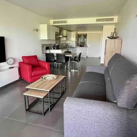 Superbe Appartement, Piscine, Vue Mer Et Montagnes