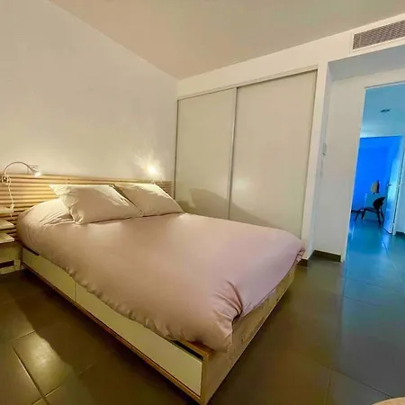 Superbe Appartement, Piscine, Vue Mer Et Montagnes * אנטיב