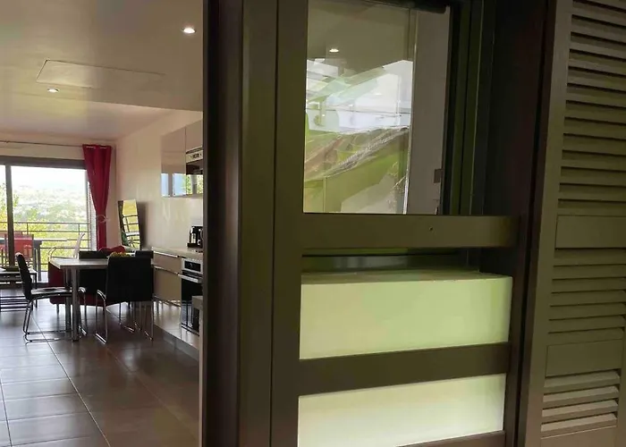 Superbe Appartement, Piscine, Vue Mer Et Montagnes Appartement