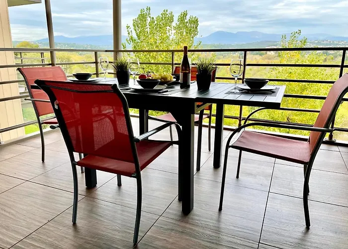 Superbe Appartement, Piscine, Vue Mer Et Montagnes * Antibes