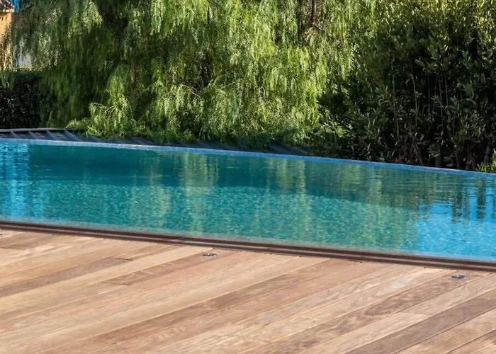 Superbe Appartement, Piscine, Vue Mer Et Montagnes Antibes