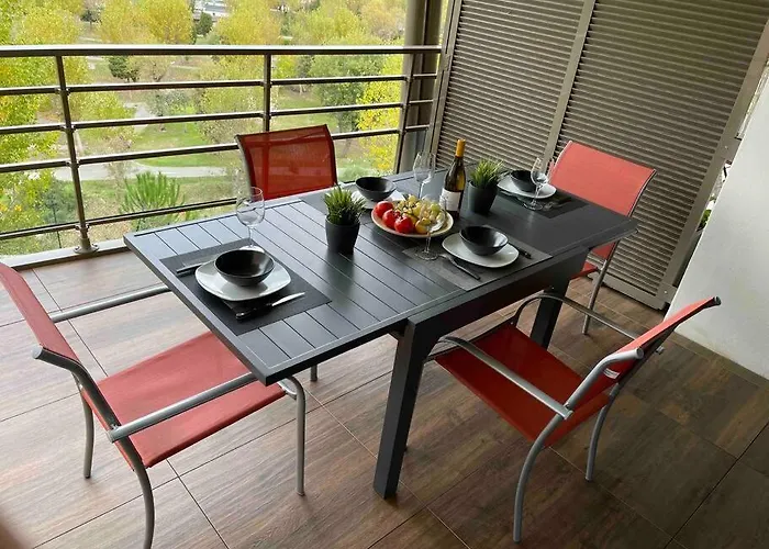 Superbe Appartement, Piscine, Vue Mer Et Montagnes * Antibes