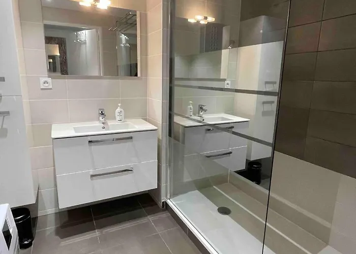 Apartman Superbe Appartement, Piscine, Vue Mer Et Montagnes *