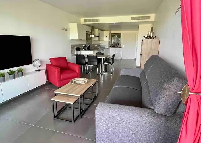 Superbe Appartement, Piscine, Vue Mer Et Montagnes