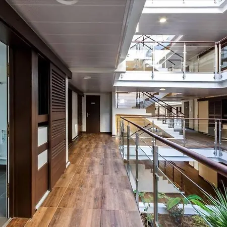 Apartmán Superbe Appartement, Piscine, Vue Mer Et Montagnes