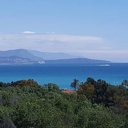 Superbe Appartement, Piscine, Vue Mer Et Montagnes Антиб