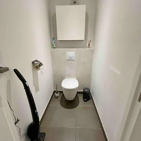 Superbe Appartement, Piscine, Vue Mer Et Montagnes Antibes