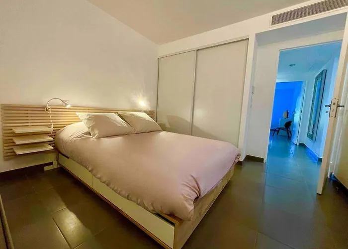 Superbe Appartement, Piscine, Vue Mer Et Montagnes * Antibes